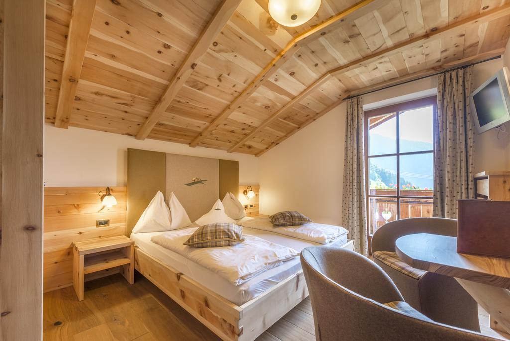 Hotel Kompatscherhof Luson Eksteriør billede