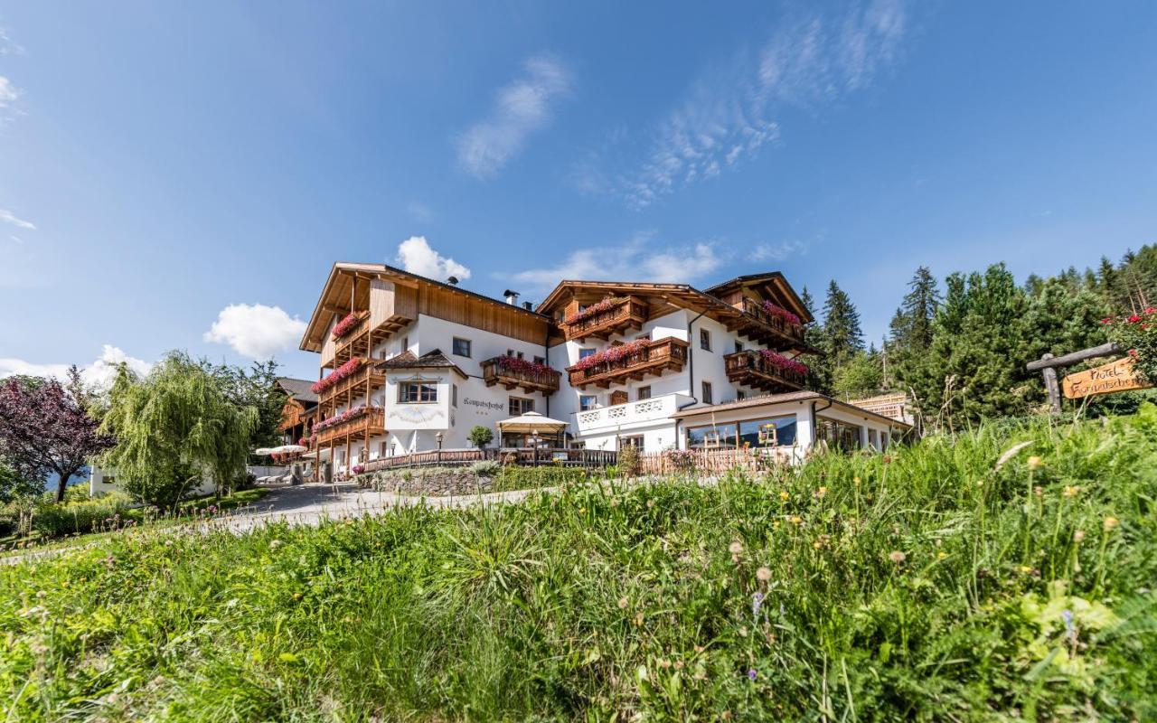 Hotel Kompatscherhof Luson Eksteriør billede